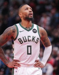 kaiyun-美记分析利拉德下家：短期内应该不会有结果，凯尔特人暂时领跑