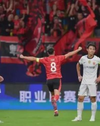 一场1-4溃败，卫冕冠军欲哭无泪，揪出2大水货，最惨烈争冠诞生