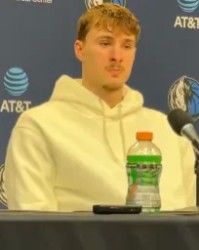 开云体育官网-弗拉格谈浓眉被交易：这很难接受，祝他们一切顺利