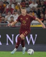 记者：贝西克塔斯有意多夫比克，罗马要价3000万欧&amp;看上霍伊伦