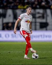 开云体育官网-记者：RB莱比锡正努力留住中卫内德尔科维奇，希望激活买断条款